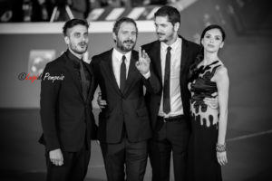 Ilenia Pastorelli, Luca Marinelli, Claudio Santamaria, Gabriele Mainetti sul Red Carpet della Festa del Cinema di Roma